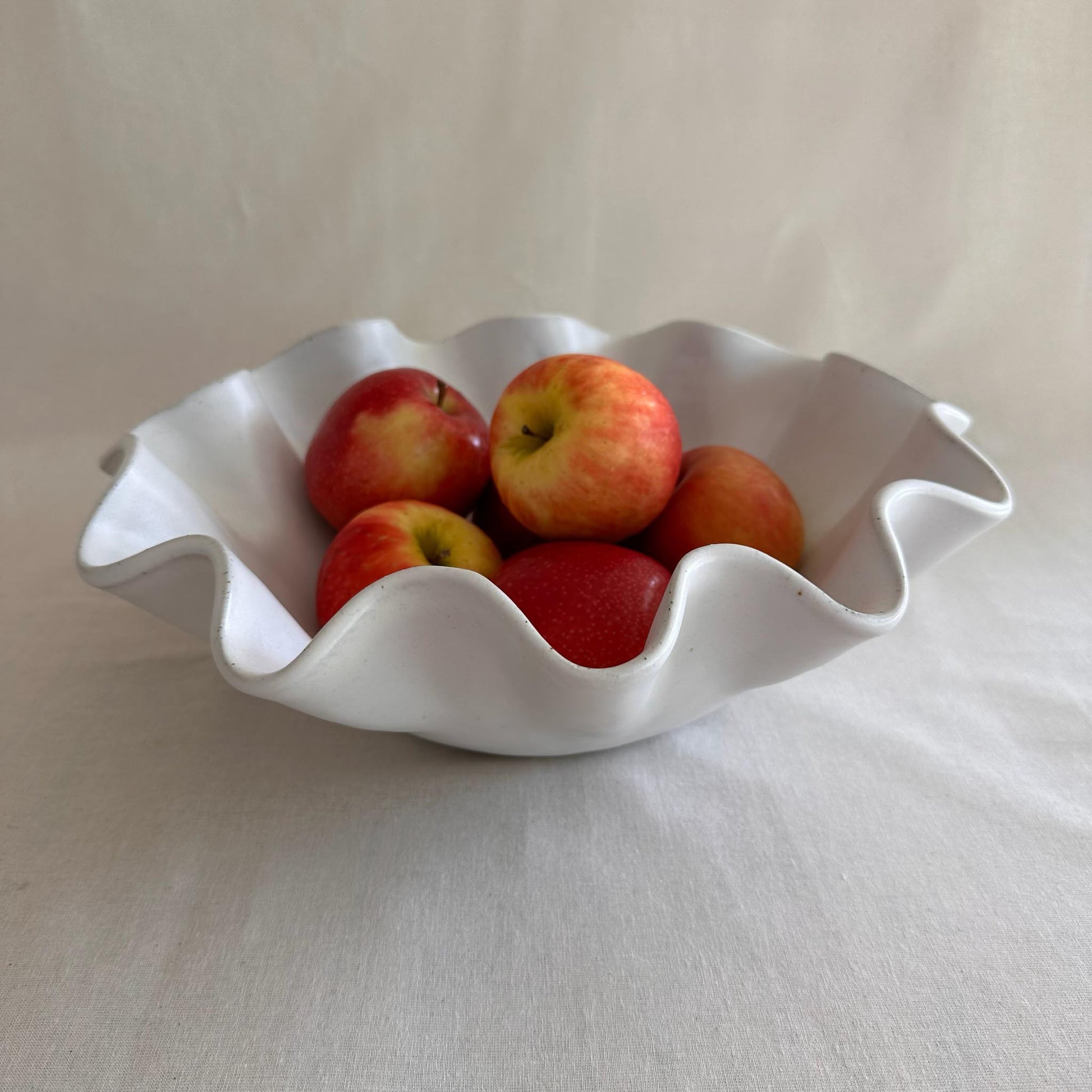 White Fruit Bowl - Large - Uniform Ripples